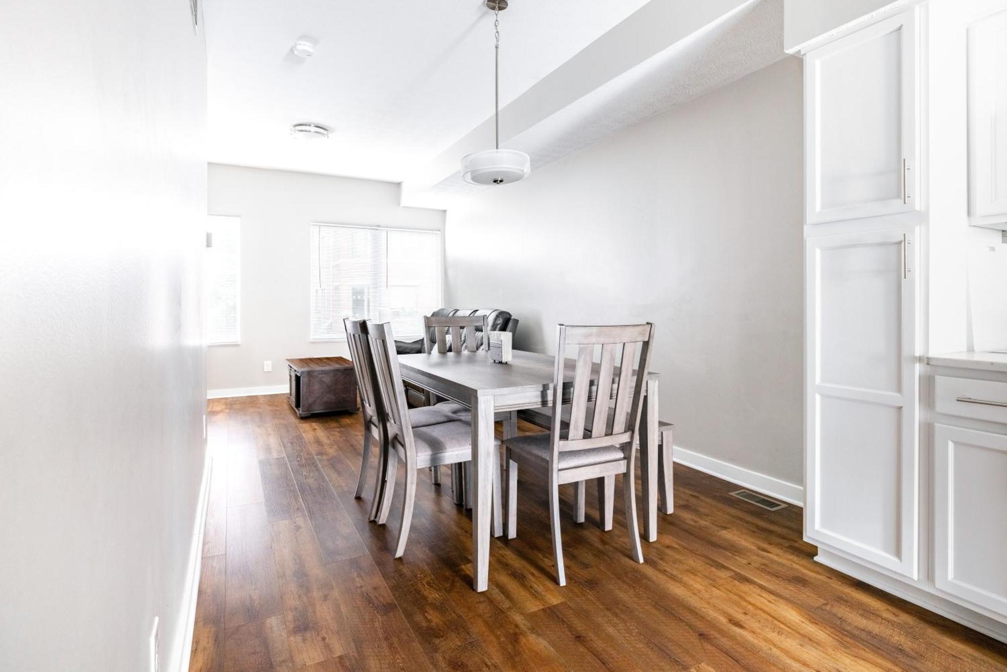 Luxury Downtown Townhome Unit 7 คลีฟแลนด์ ภายนอก รูปภาพ